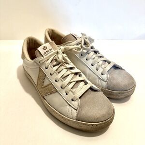 EUC Victoria Berlin Piel Sneaker - Hielo - Size 39